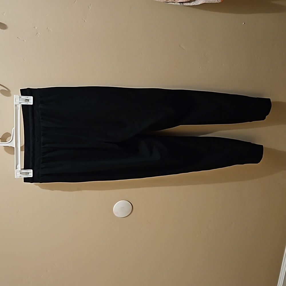 Fabletics Jersey Cloud Joggers Size Small - image 4